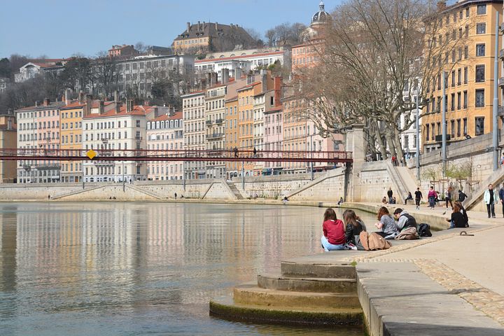 Lyon écologistes ville passerelle Saint-Vincent