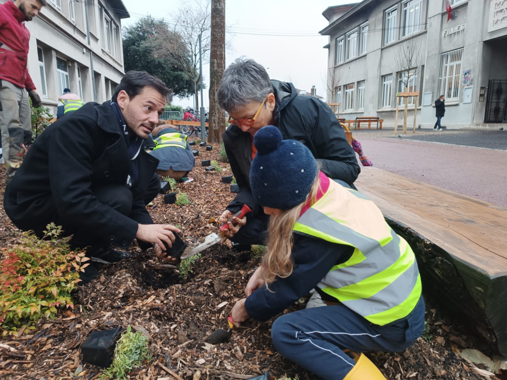 Gautier Chapuis, adjoint au maire et Véronique Dubois-Bertrand, maire du 3e arrondissement