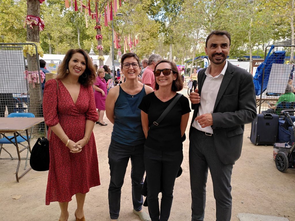 Grégory Doucet, maire de Lyon, avec 3 élues écologistes du 6e arrondissement : Eymen Lahmar, Céline Lacroix et Florence Delaunay 